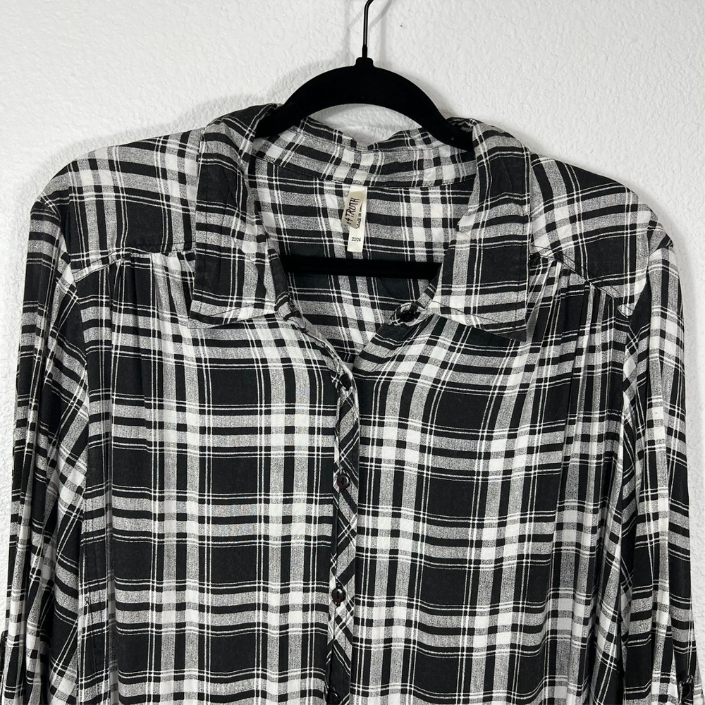 Live 4 Truth Plaid Shirt Dress‎ Duster 3/4 Roll Tab Sleeve Grunge Women's 22/24 - Picture 2 of 16